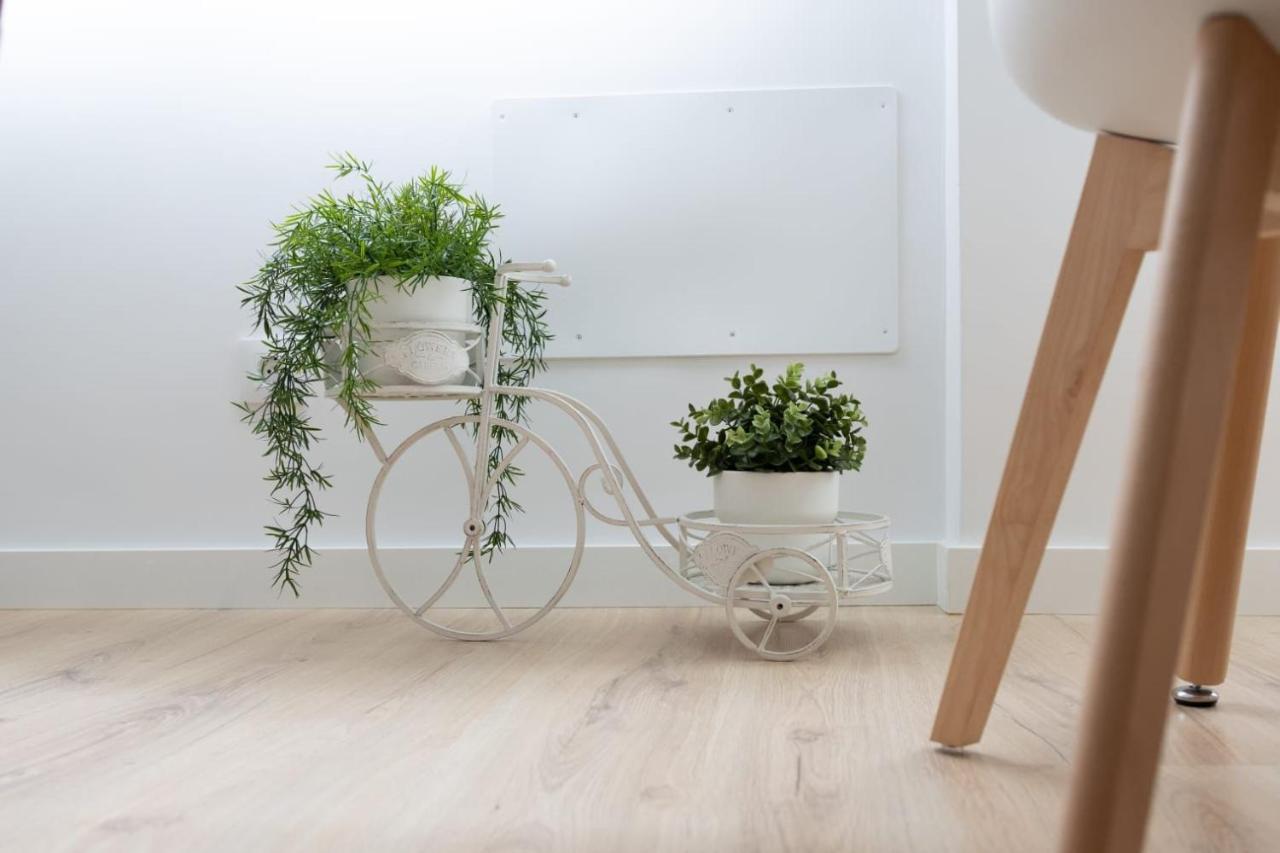 Lujoso Apartamento Entre 2 Playas Con Garaje, Wifi กิฮอน ภายนอก รูปภาพ