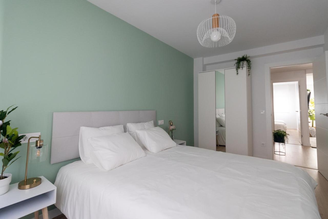 Lujoso Apartamento Entre 2 Playas Con Garaje, Wifi กิฮอน ภายนอก รูปภาพ