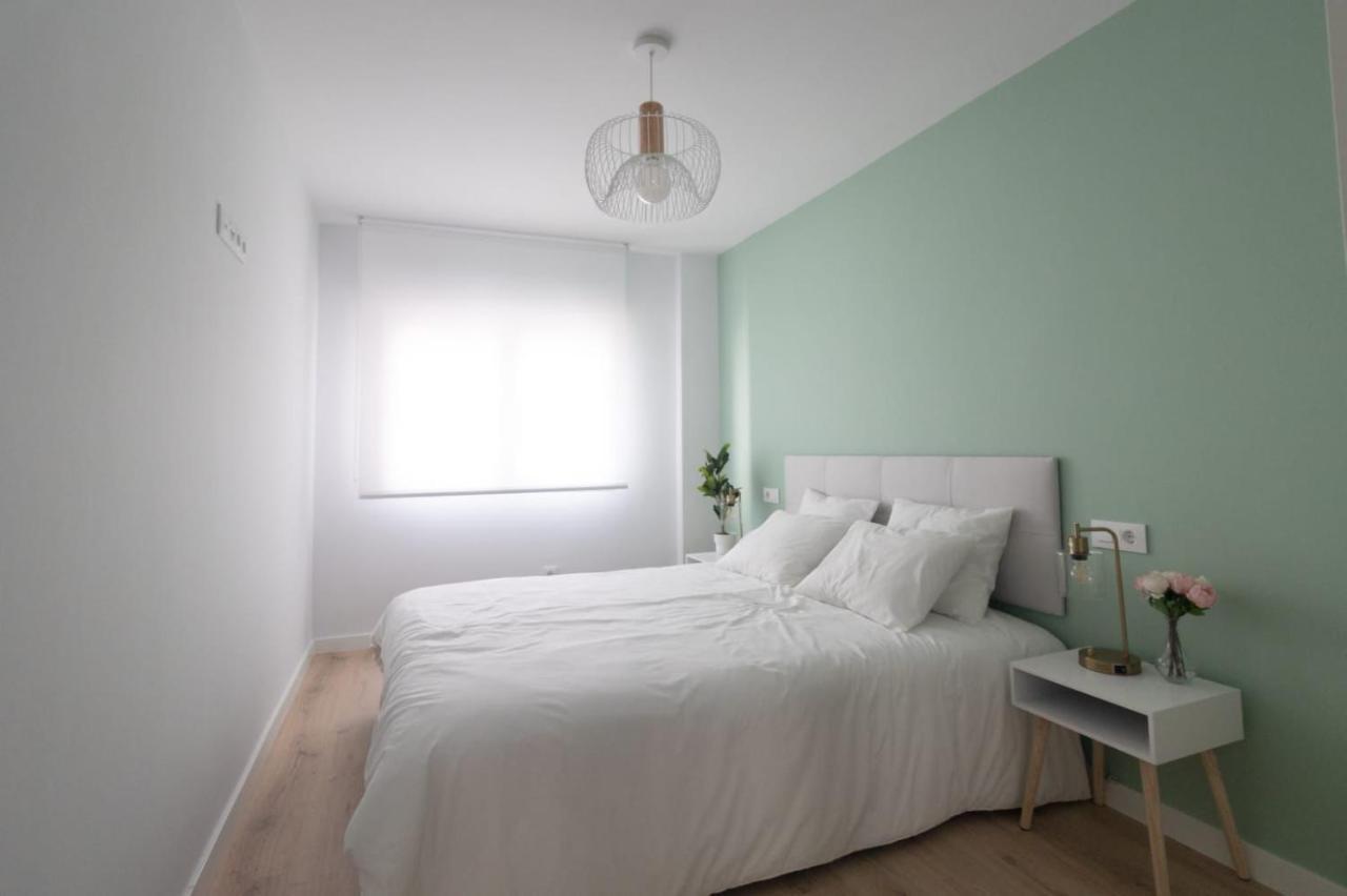 Lujoso Apartamento Entre 2 Playas Con Garaje, Wifi กิฮอน ภายนอก รูปภาพ